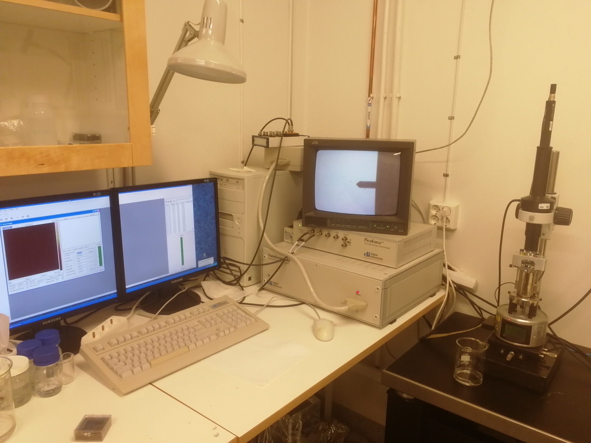 Picture of AFM PicoForce