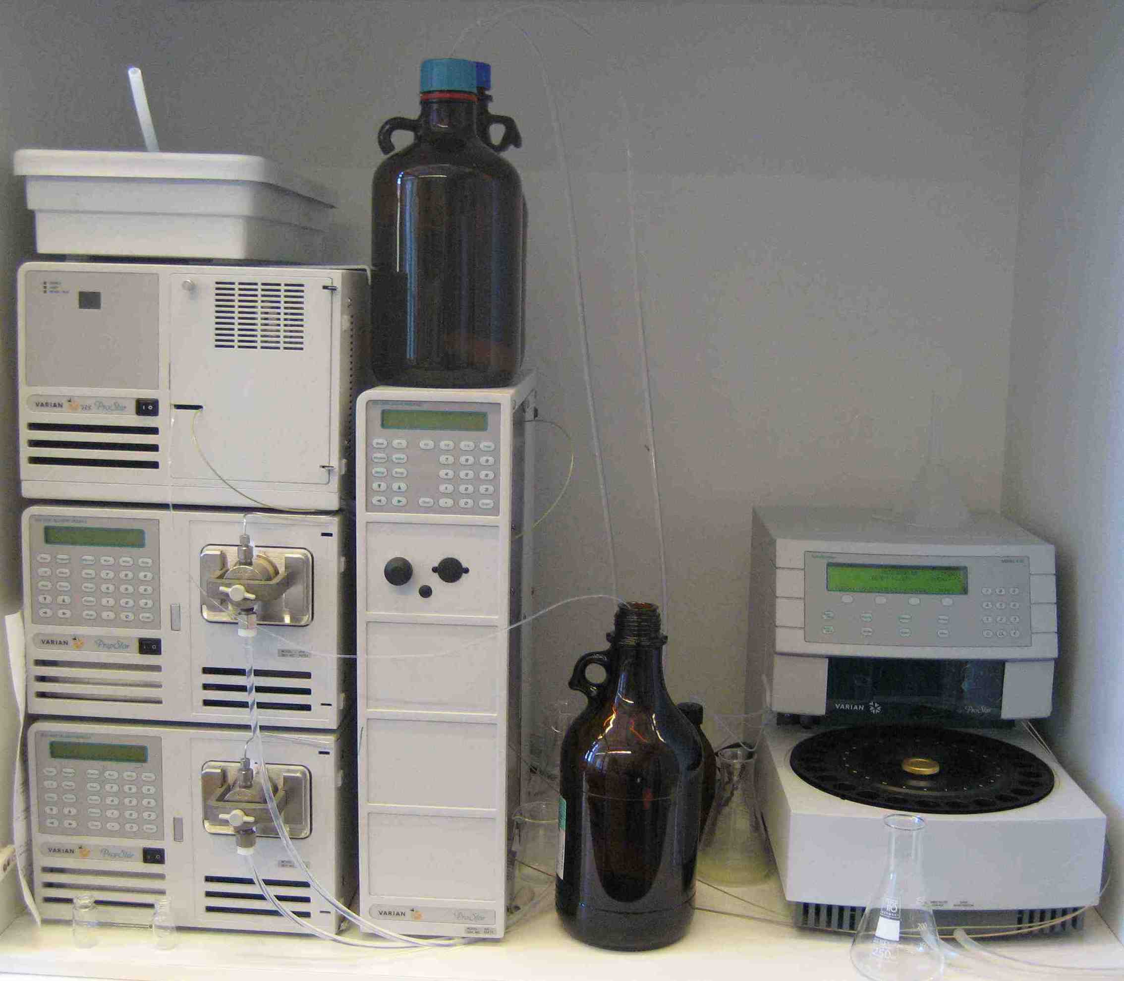 Picture of Preparative HPLC with autosampler