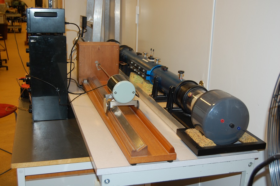 Picture of  Tube apparatus for acoustic absorption measurements 