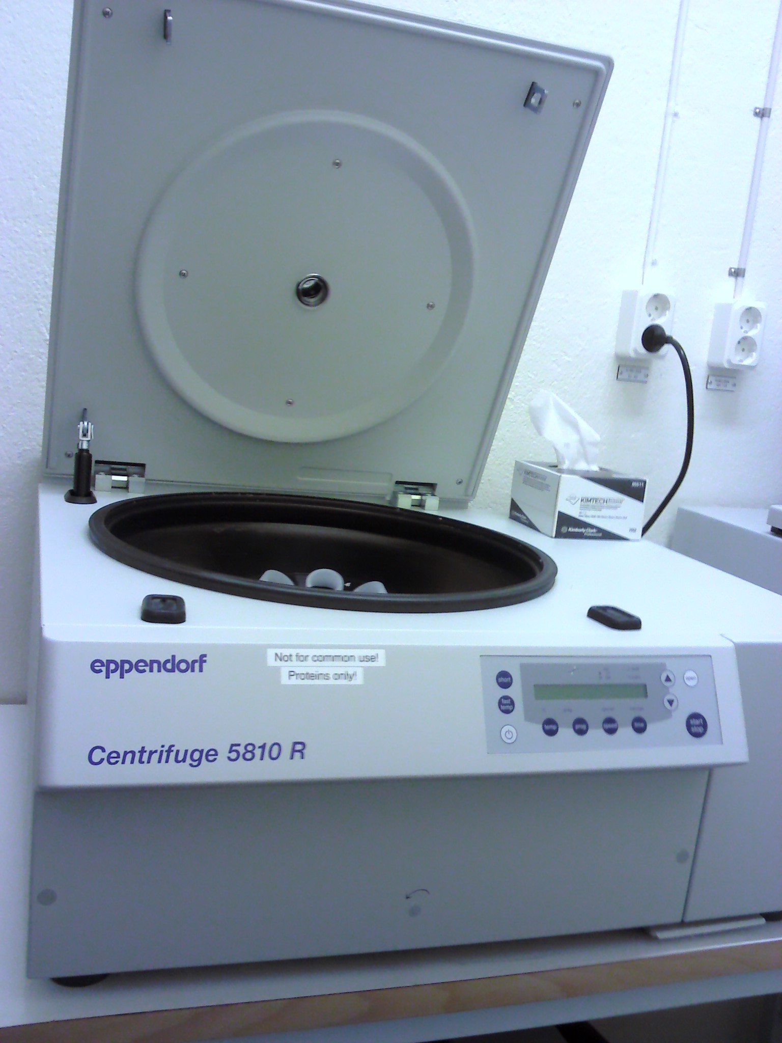 Picture of Centrifuge